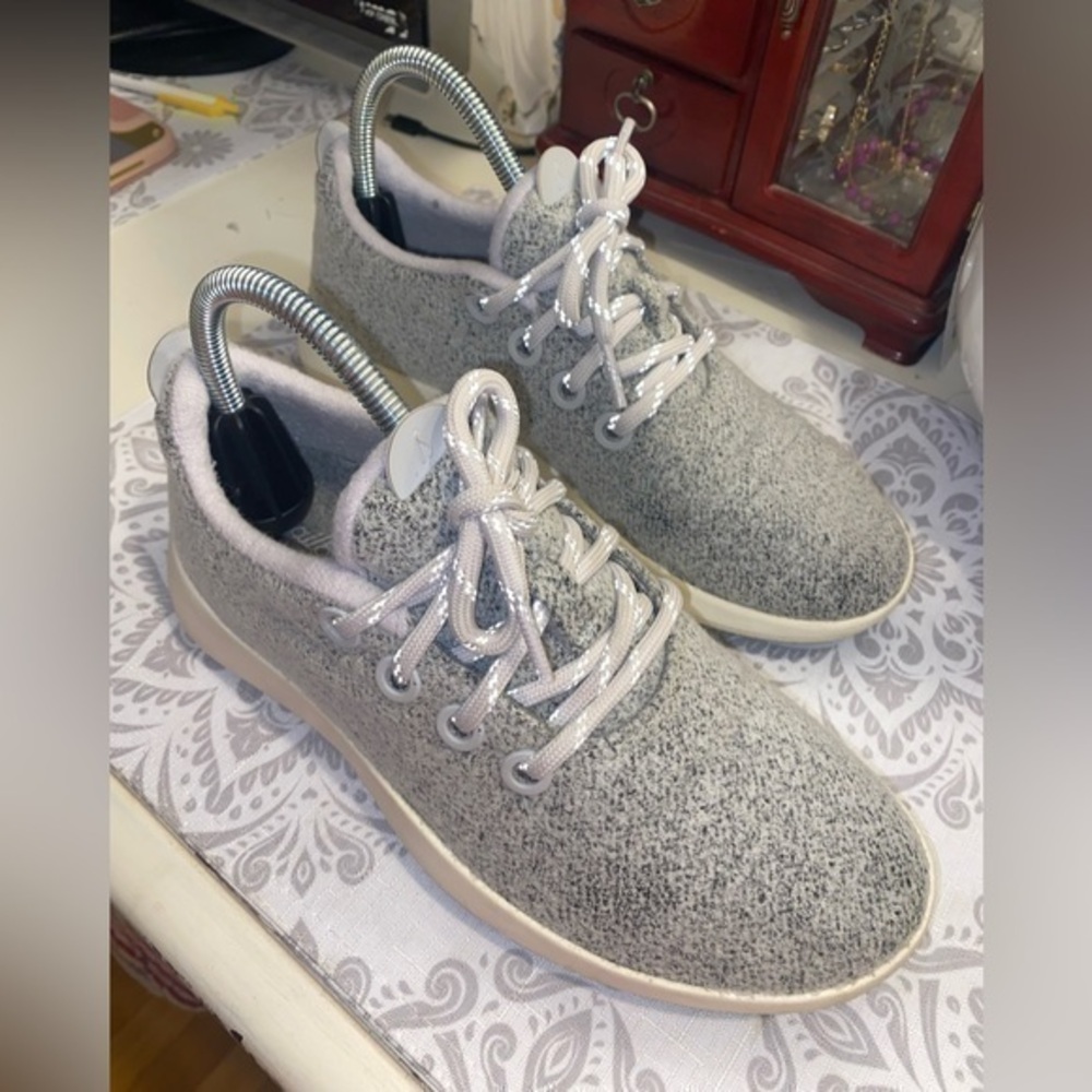 allbirds